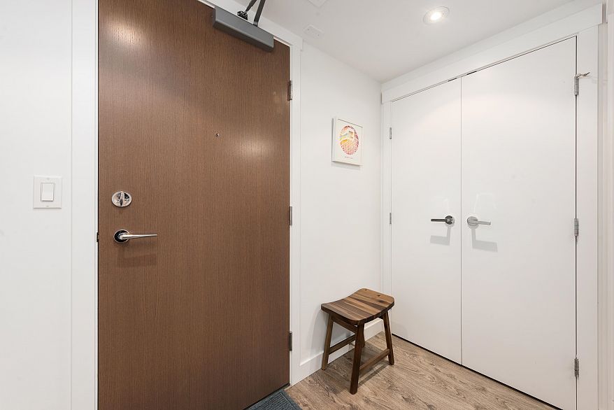 303 110 Switchmen Street