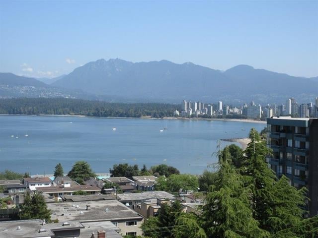 906 2370 W 2nd Avenue