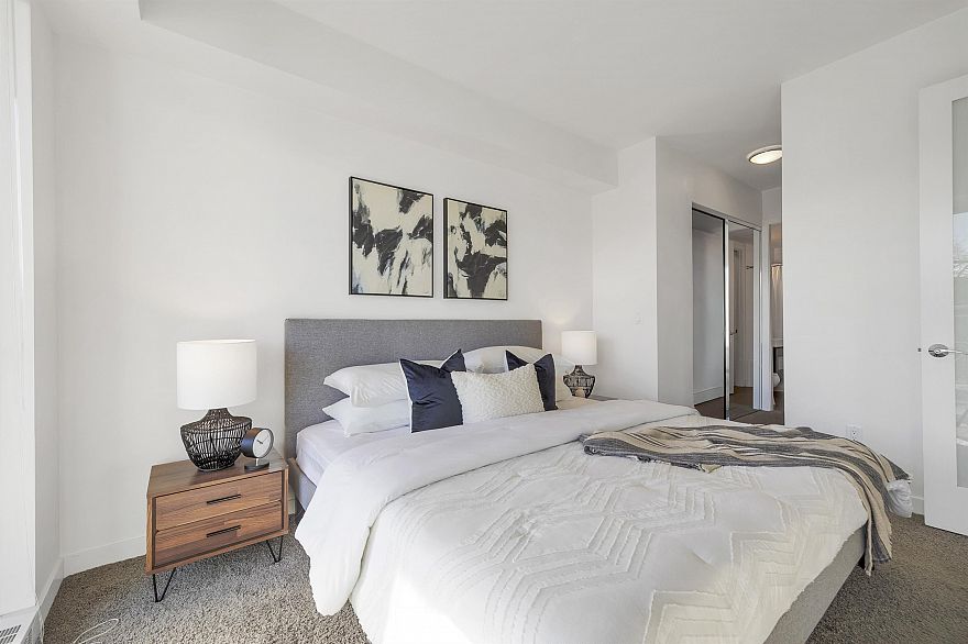 206 3333 Main Street