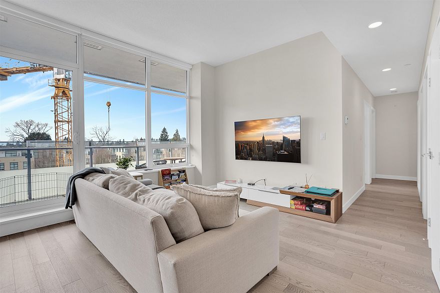 505 5033 Cambie Street