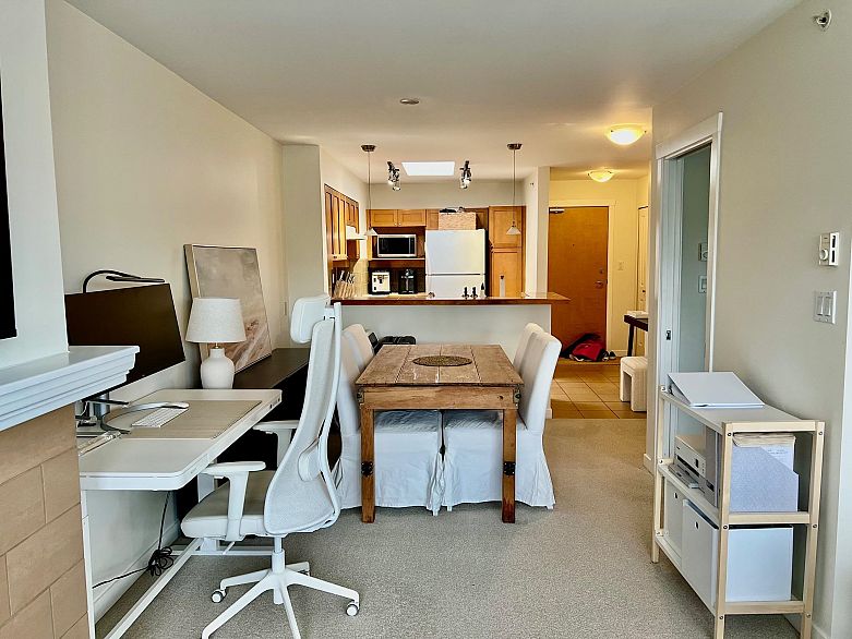 408 3580 W 41st Avenue