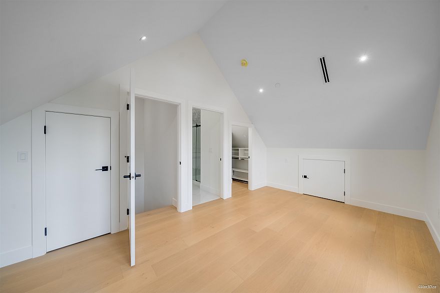 2 4463 Walden Street