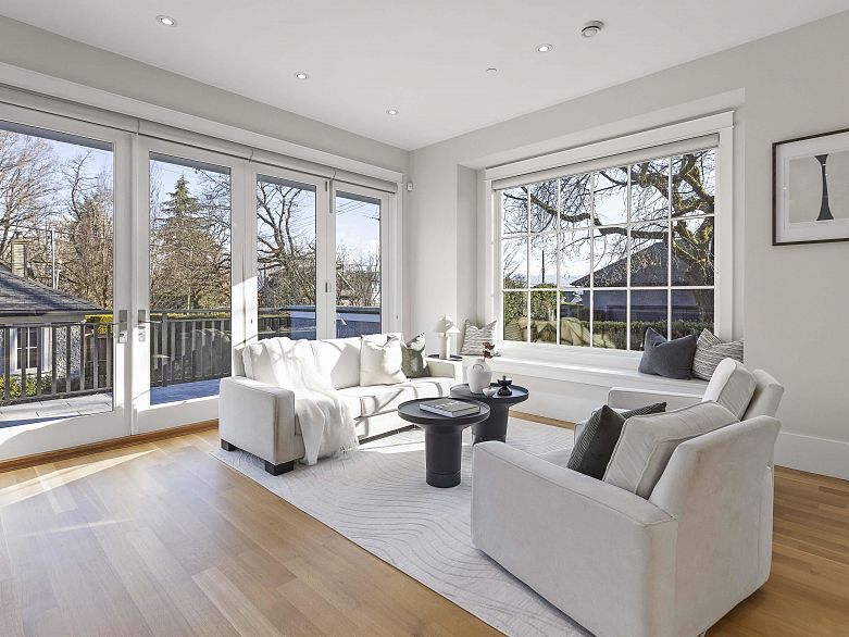 3483 Collingwood Street