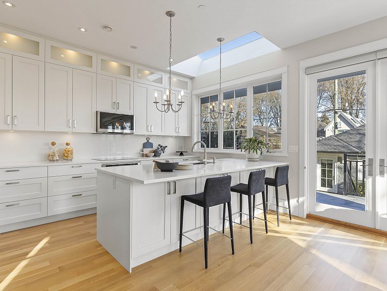 3483 Collingwood Street