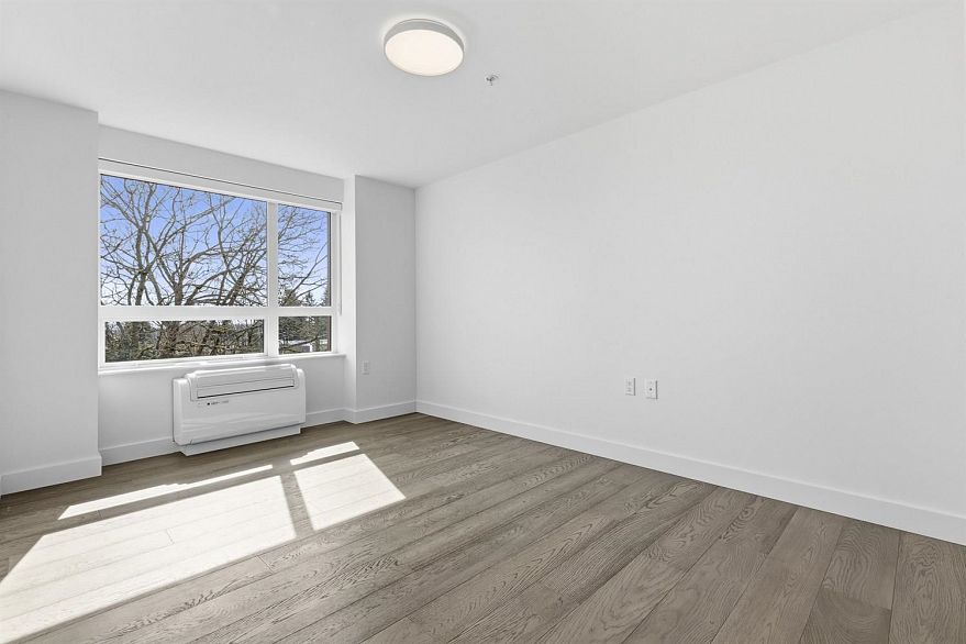 309 3590 W 39th Avenue