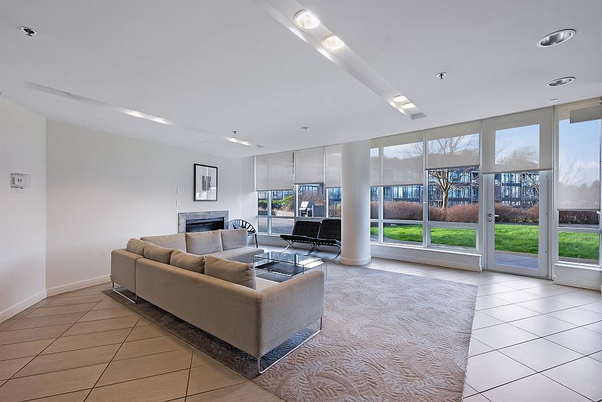 1703 8588 Cornish Street