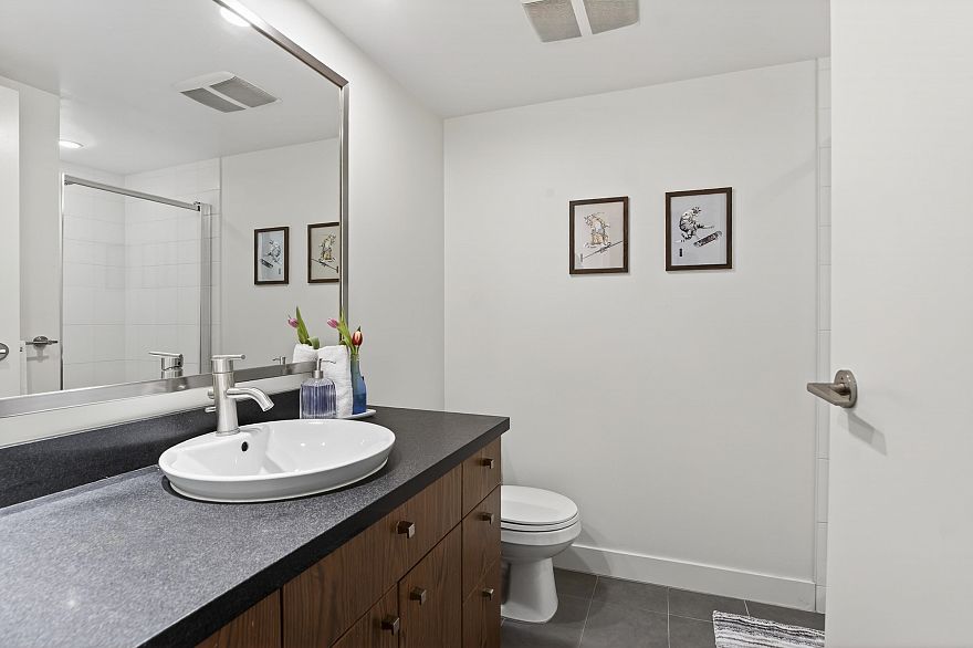 207 3228 Tupper Street