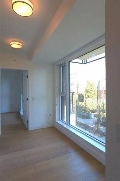 608 1561 W 57th Avenue