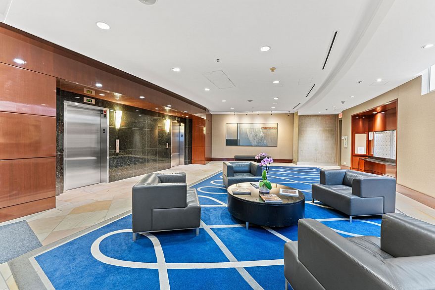 3403 938 Nelson Street