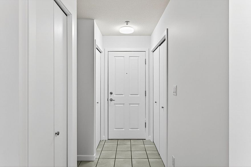 307 3161 W 4th Avenue