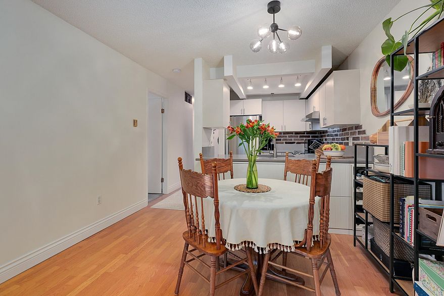 305 2256 W 7th Avenue