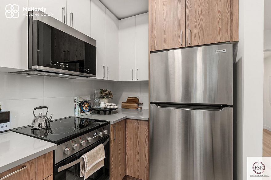 5085 MCHARDY STREET, Vancouver BC V5R 0L7