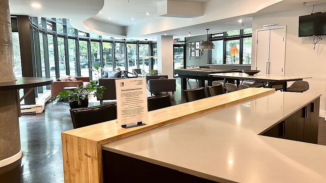 610 438 SEYMOUR STREET, Vancouver BC V6Z 2X6