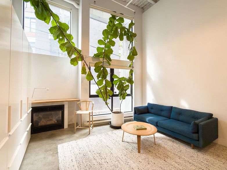 203 234 E 5th Avenue