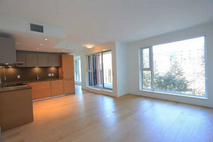 608 1561 W 57th Avenue