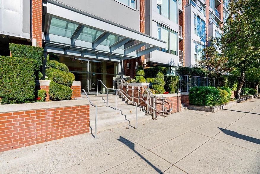 804 1133 Homer Street