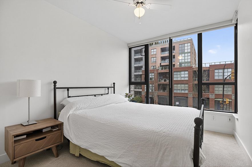 207 3228 Tupper Street