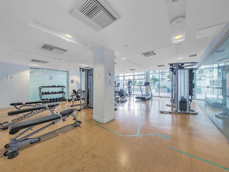 1106 2221 E 30th Avenue