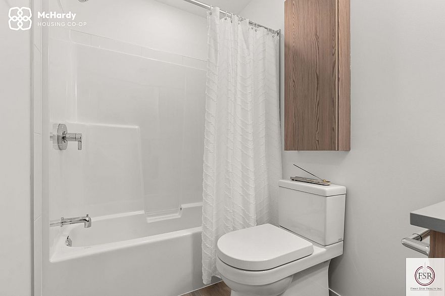 5085 MCHARDY STREET, Vancouver BC V5R 0L7