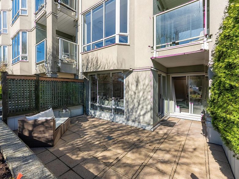 102 2195 W 5th Avenue