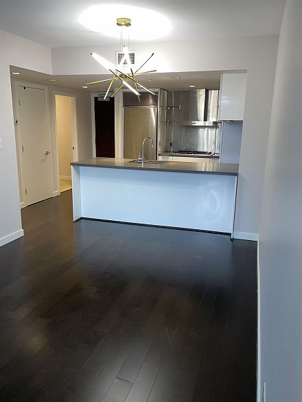 1507 788 Richards Street