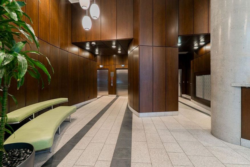 706 1050 Smithe Street