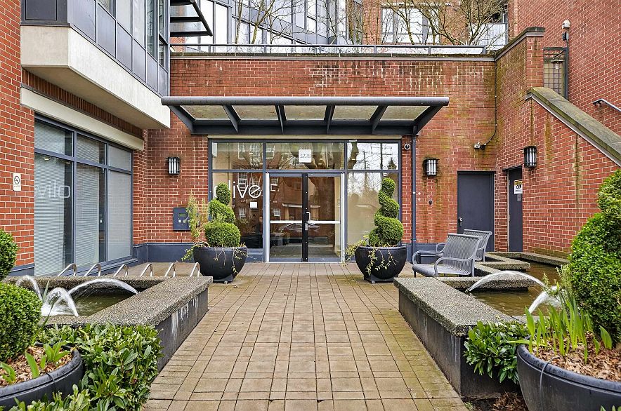 207 3228 Tupper Street