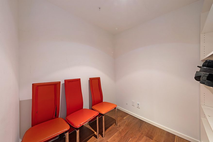 1703 8588 Cornish Street