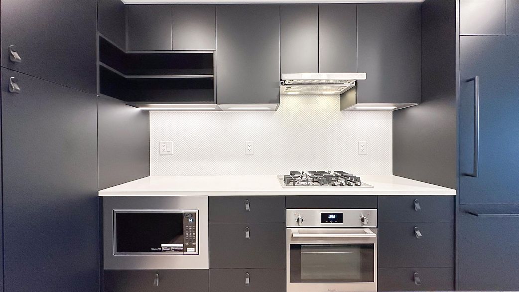 204 1680 E 12th Avenue