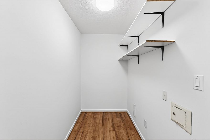 307 3161 W 4th Avenue