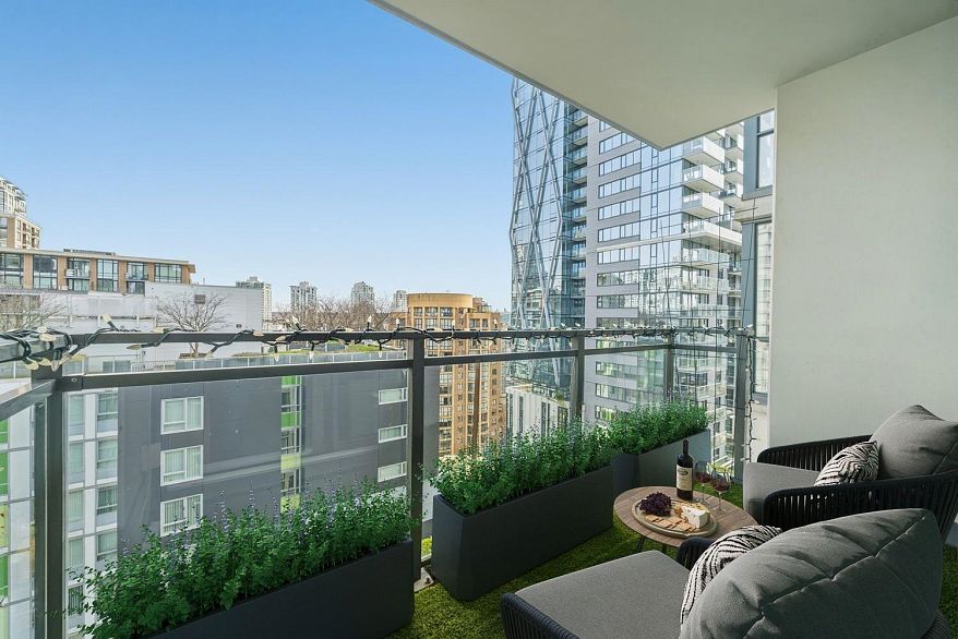 1707 1082 Seymour Street