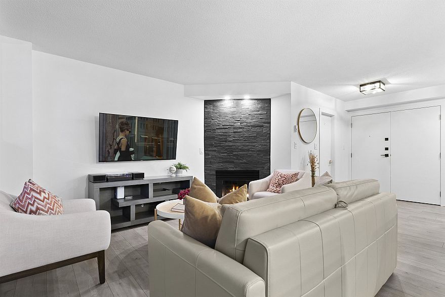 301 789 Jervis Street