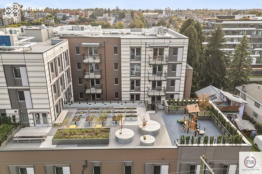 5085 MCHARDY STREET, Vancouver BC V5R 0L7