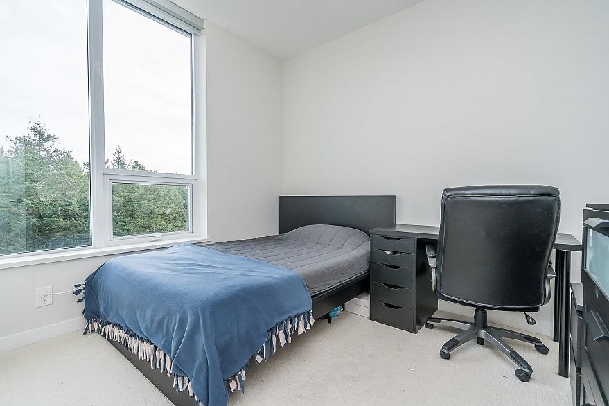 1705 3487 Binning Road