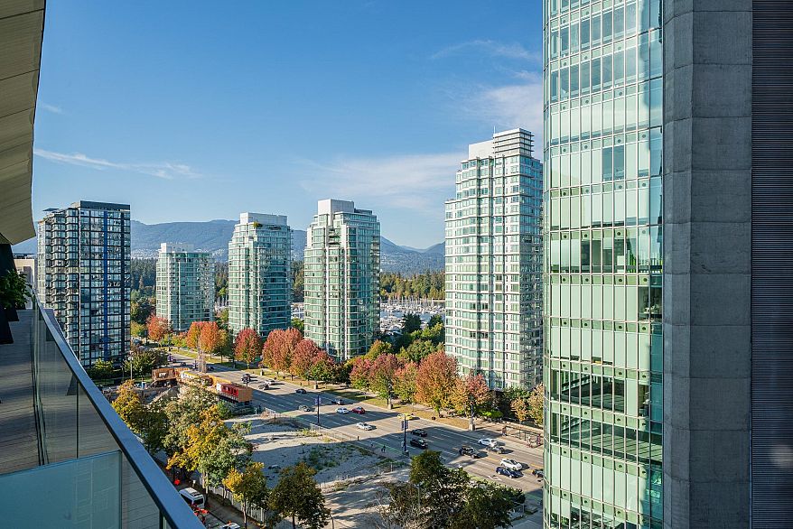 1203 1568 Alberni Street