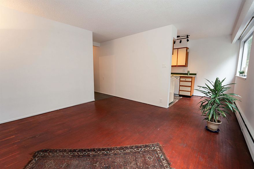 210 1050 Jervis Street