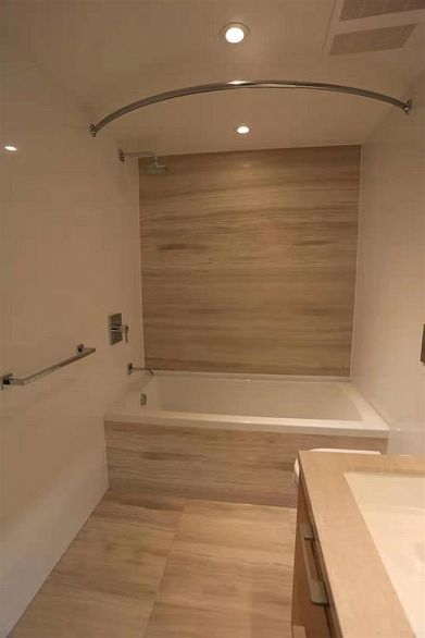 608 1561 W 57th Avenue