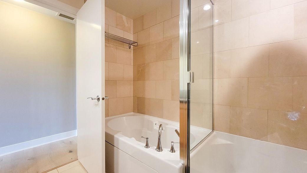 502 1483 Homer Street