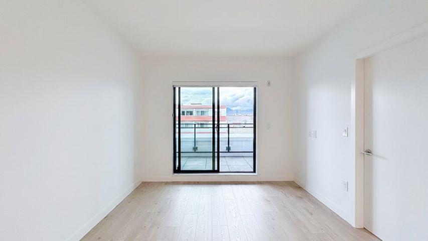 204 1680 E 12th Avenue