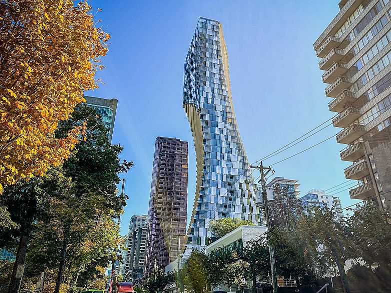 1203 1568 Alberni Street