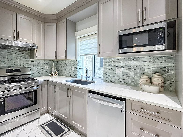 5626 Elizabeth Street