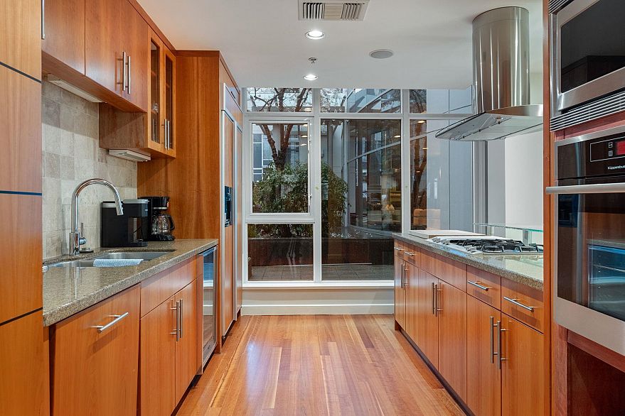 TH20 1281 W Cordova Street