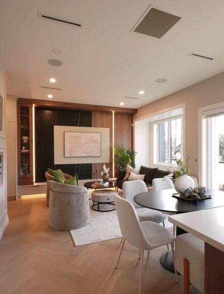 2 6061 Sherbrooke Street