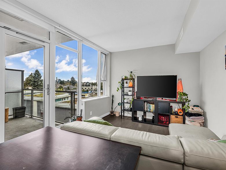 511 508 W 29th Avenue