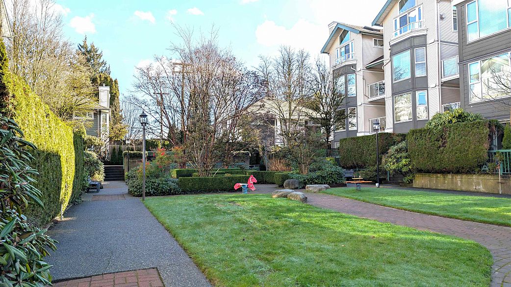 308 228 E 18th Avenue