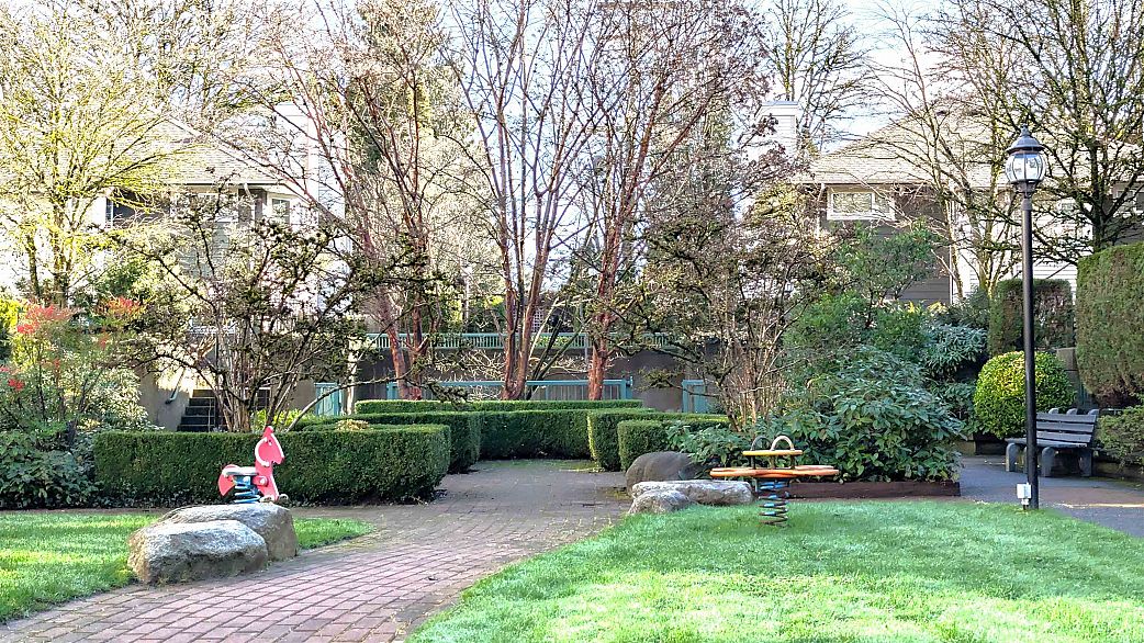 308 228 E 18th Avenue