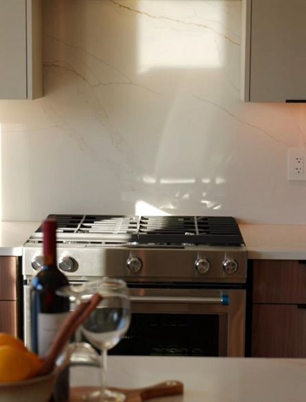 2 6061 Sherbrooke Street