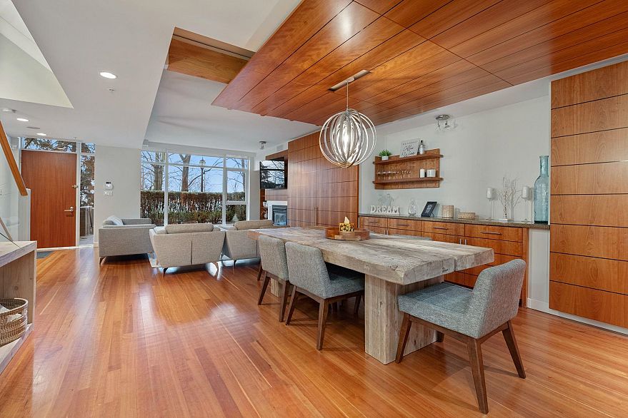 TH20 1281 W Cordova Street