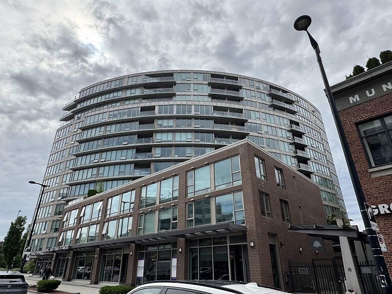 1404 445 W 2nd Avenue