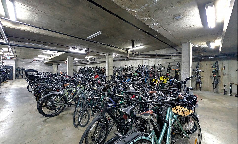 308 228 E 18th Avenue